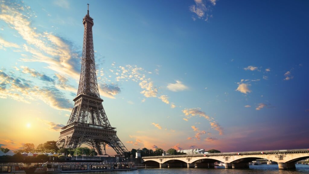 travel tips for paris